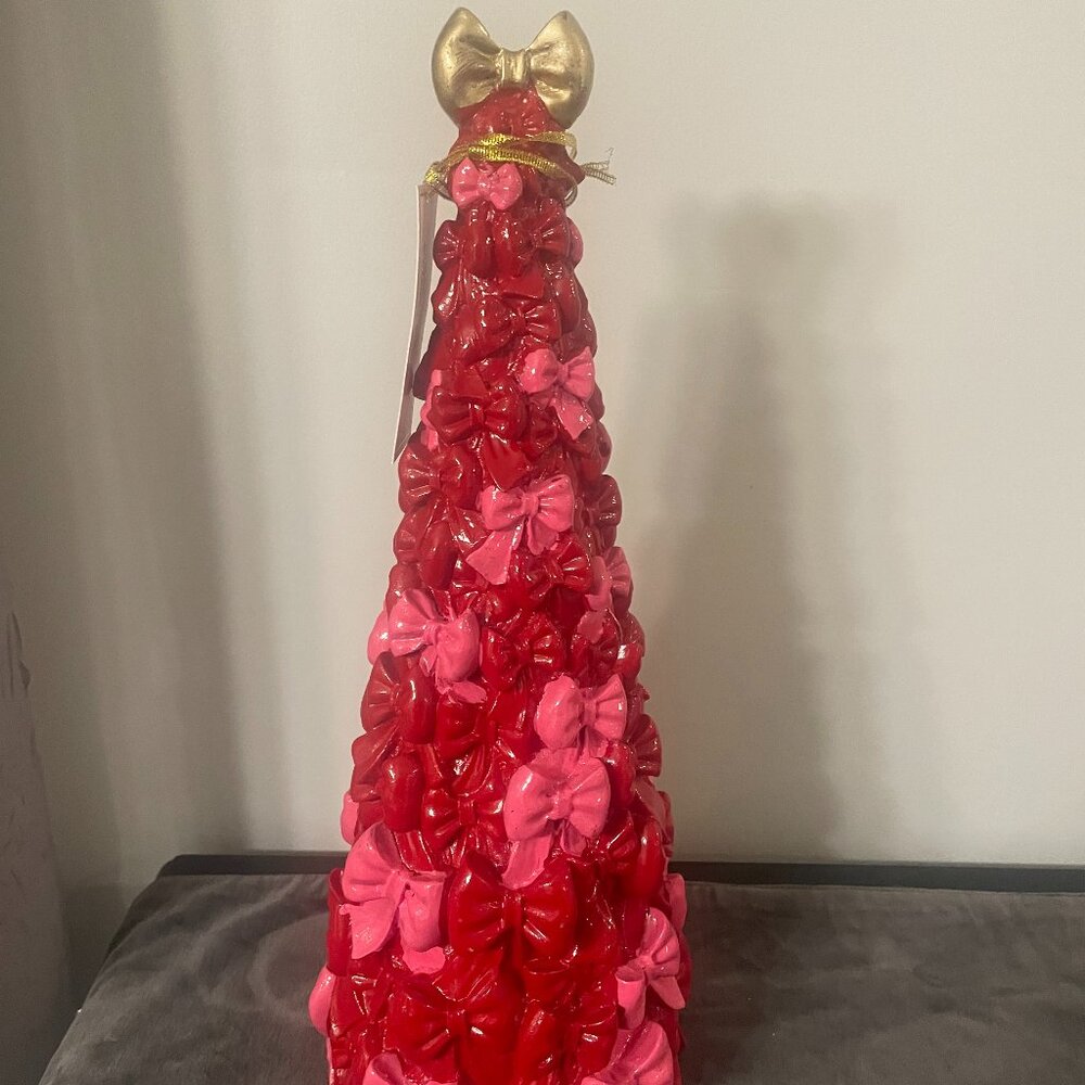 Cupcakes & Cashmere pink red bow tree TikTok viral